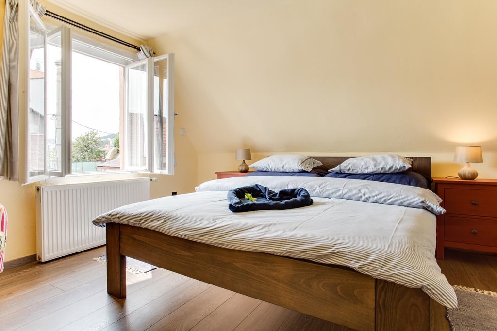 Amazing 5 Bedroom House Krumlov 82 - 4 Min Walk To Main Square Чески-Крумлов Экстерьер фото