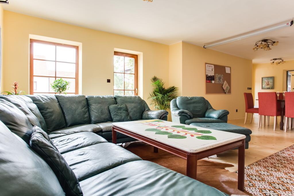 Amazing 5 Bedroom House Krumlov 82 - 4 Min Walk To Main Square Чески-Крумлов Экстерьер фото