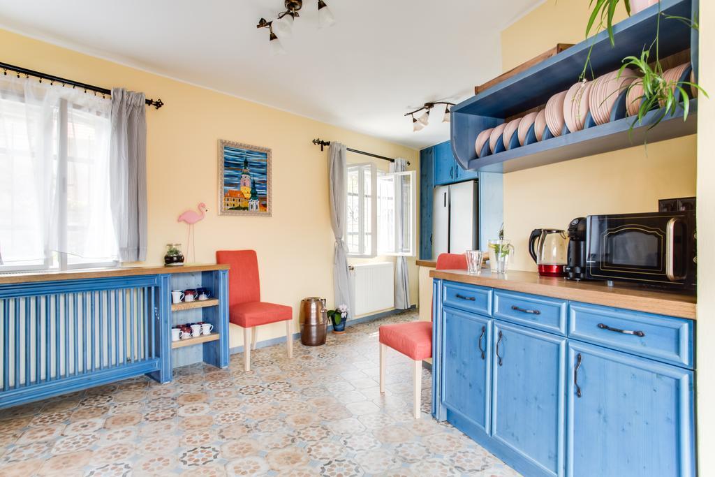 Amazing 5 Bedroom House Krumlov 82 - 4 Min Walk To Main Square Чески-Крумлов Экстерьер фото