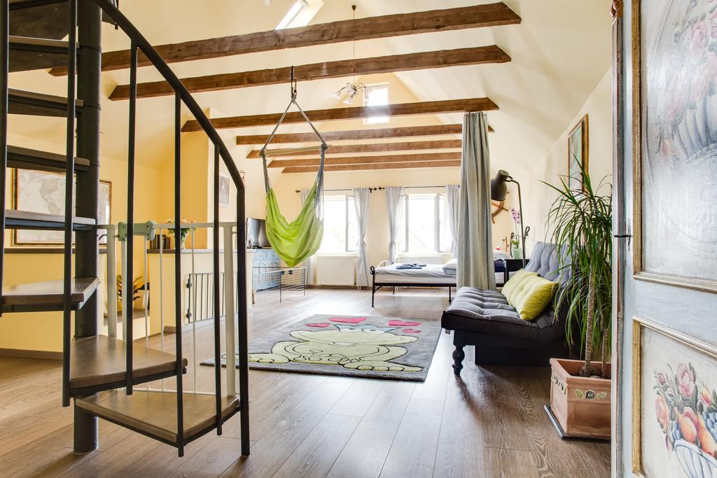 Amazing 5 Bedroom House Krumlov 82 - 4 Min Walk To Main Square Чески-Крумлов Экстерьер фото