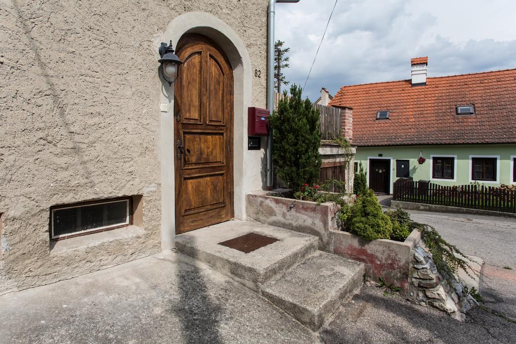 Amazing 5 Bedroom House Krumlov 82 - 4 Min Walk To Main Square Чески-Крумлов Экстерьер фото