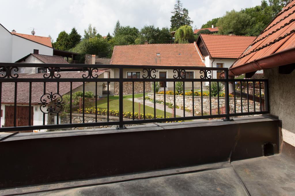 Amazing 5 Bedroom House Krumlov 82 - 4 Min Walk To Main Square Чески-Крумлов Экстерьер фото